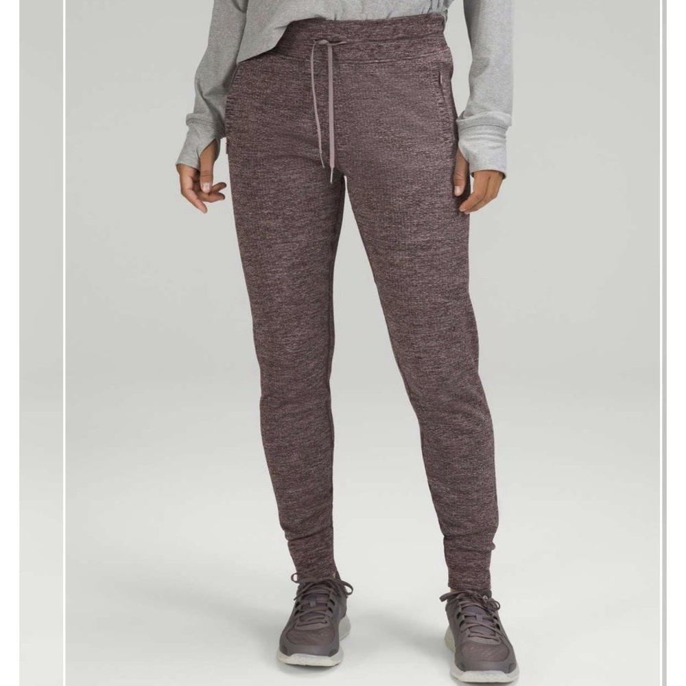 Lululemon Womens Engineered Warmth Jogger 12 Lunar Rock Merino Wool Stretch Run